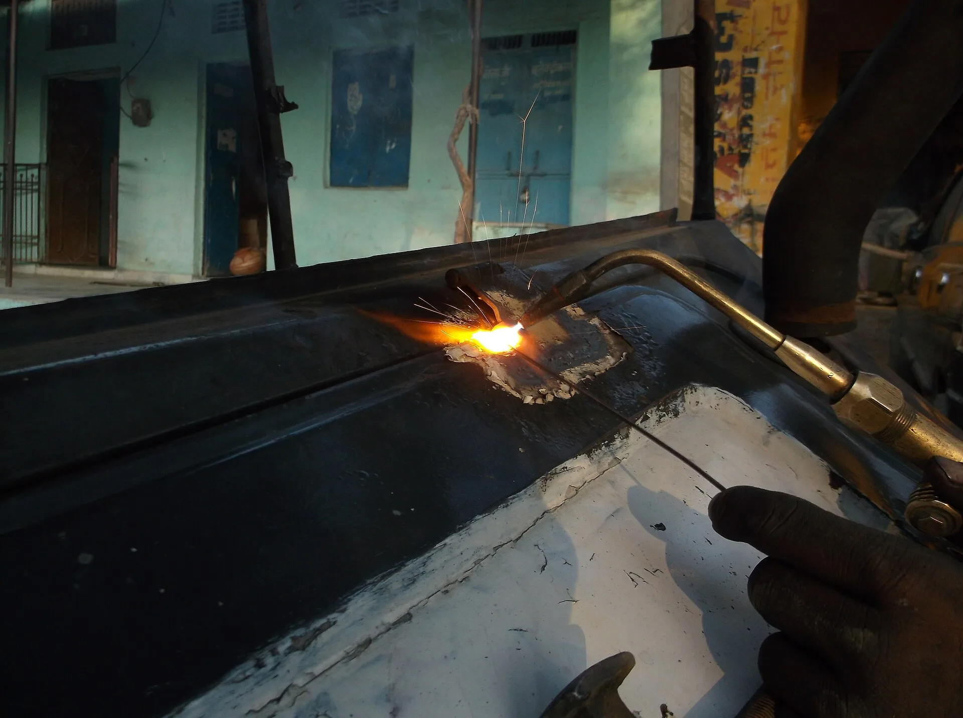 Brasage au chalumeau en atelier (photo d'illustration)